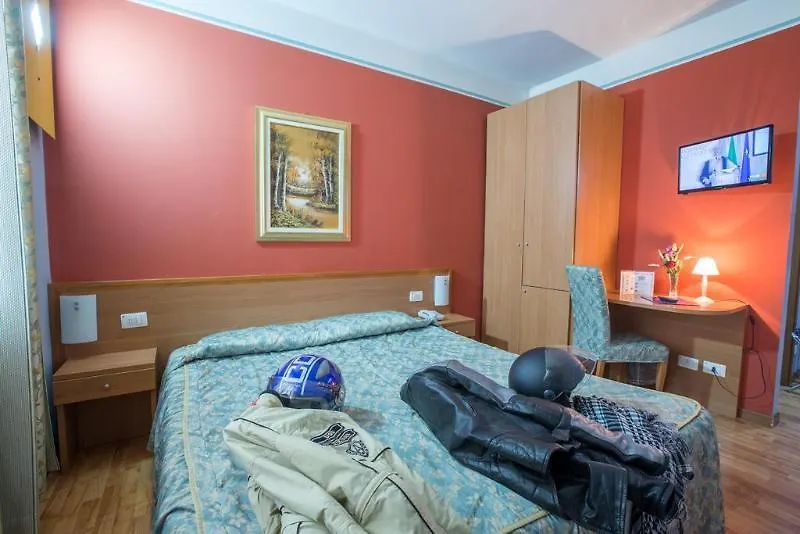 Hotel Garda Affi 3*,