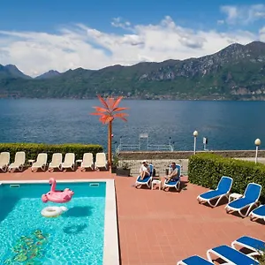 Szálloda Caribe - Garda Collection