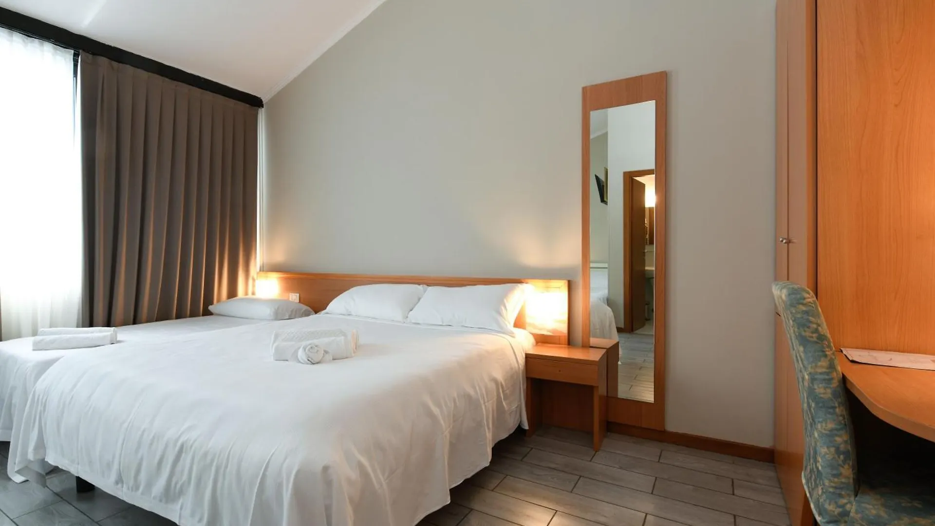 ***  Hotel Garda Affi Italy