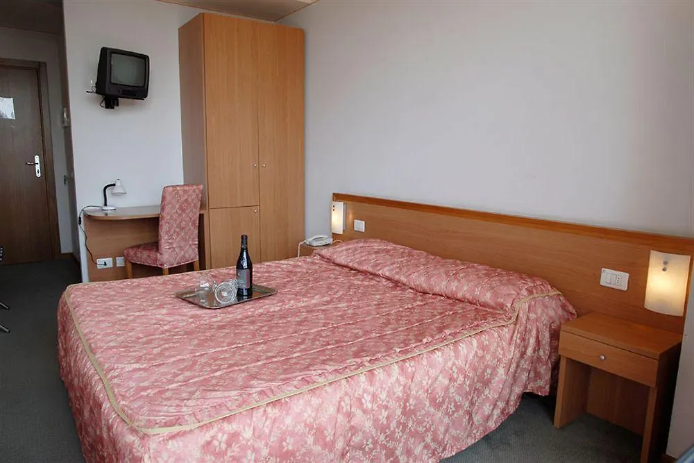 Hotel Garda Affi